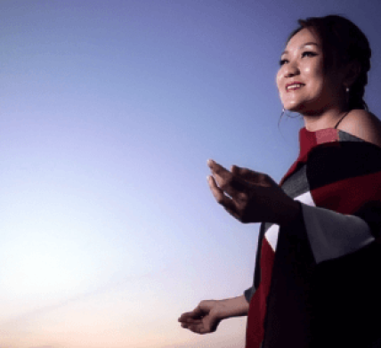 Crystal Liew Yan Yan's Live Performance at M Adora's Sales Gallery