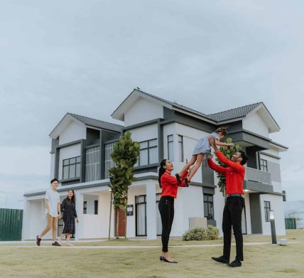 What is Eazy To Own?